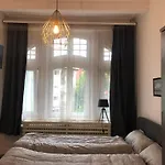 Ferienzimmer * Tybinga